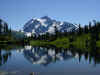 Mt Shuksan and Picture lake.jpg (53092 bytes)