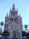 San Miguel Cathedral.jpg (58890 bytes)